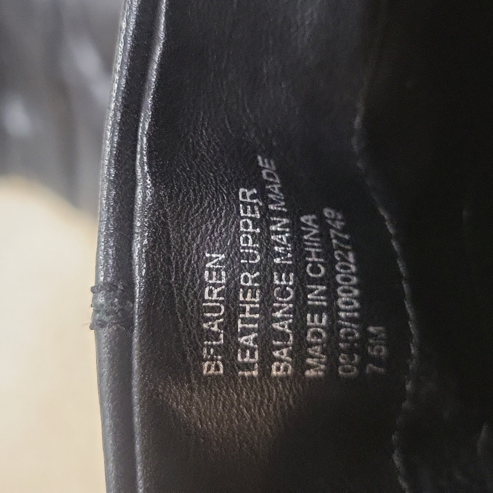 B. Makowsky Black Heeled Boots - Picture 5 of 6